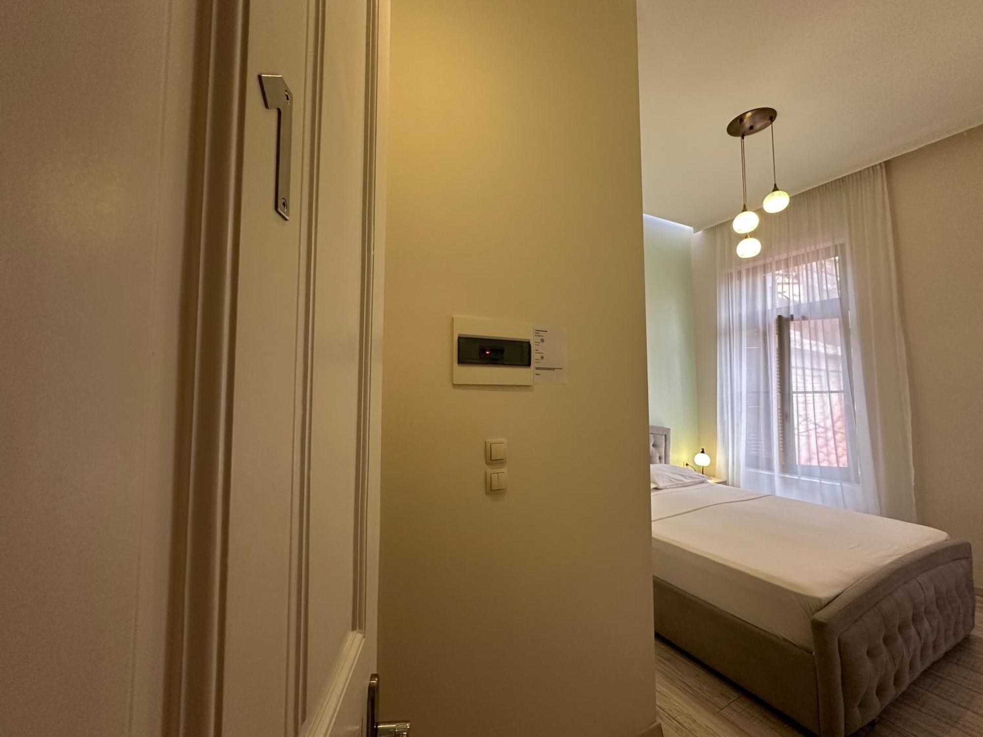 Theasis Athens Atenas Exterior foto